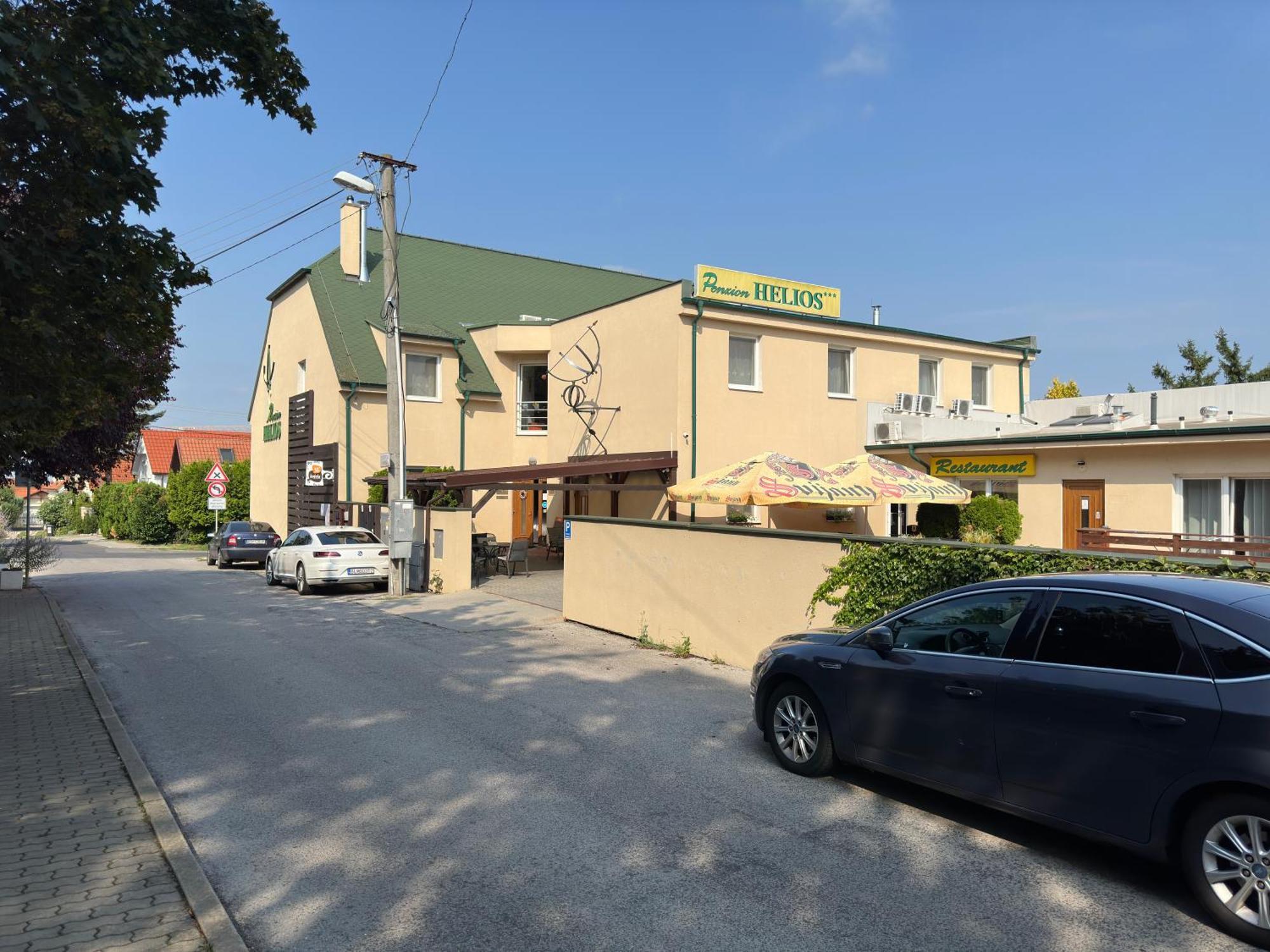 Penzion Helios Bratislava Exterior photo